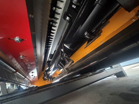 Müthing MUH 220
