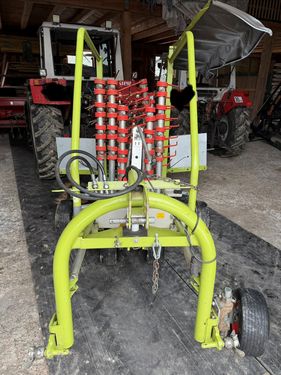 Claas  Liner 390 S