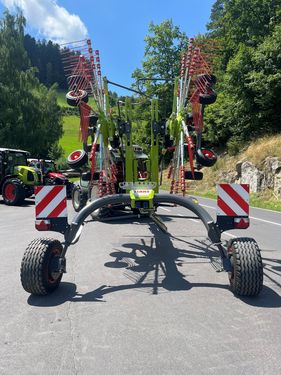 Claas Liner 2700 Trend