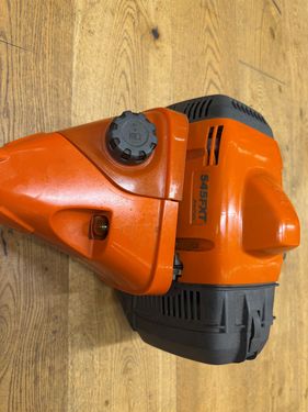Husqvarna 545 FXT