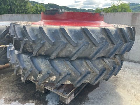 Sonstige 270/95R44