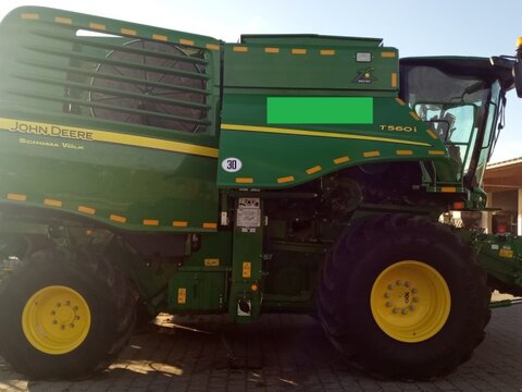 John Deere T 560 i