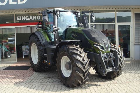 Valtra Q305