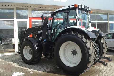 Valtra N134 Versu (Stufe V)