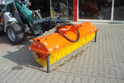 Sonstige Kehrmaschine Profi 220