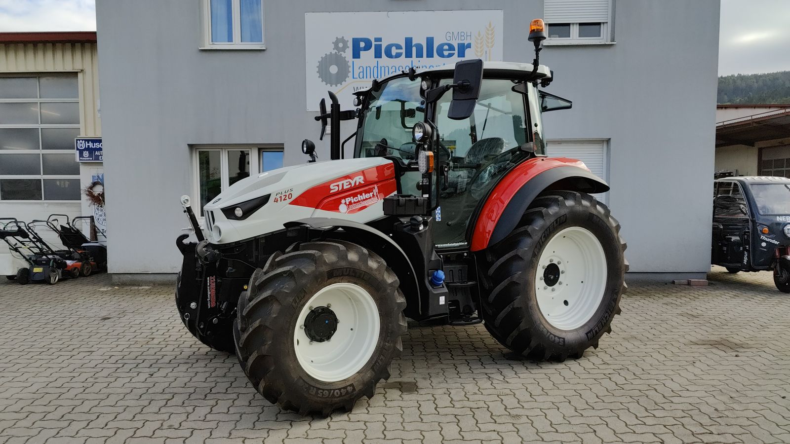 Steyr 4120 PLUS 1