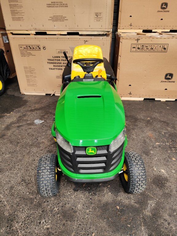 JOHN DEERE X147R 2
