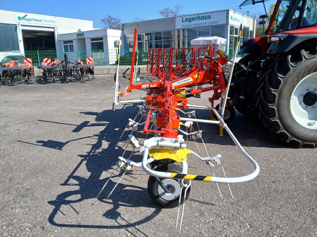 Pöttinger Zettkreisel HIT 6.61 2