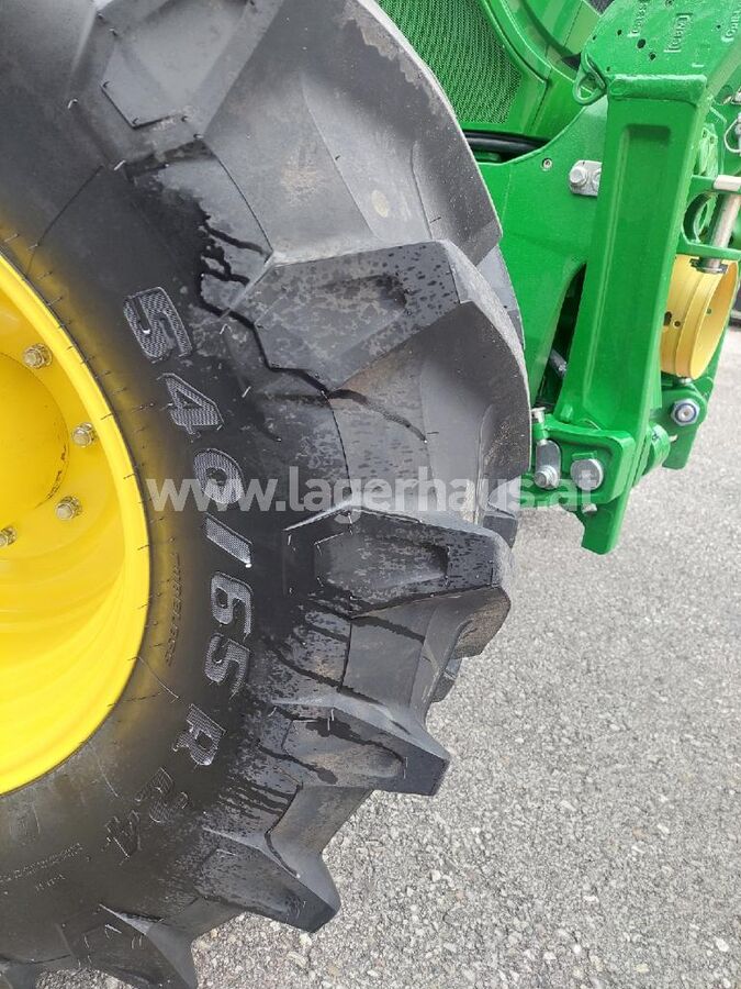 John Deere 6R150 2