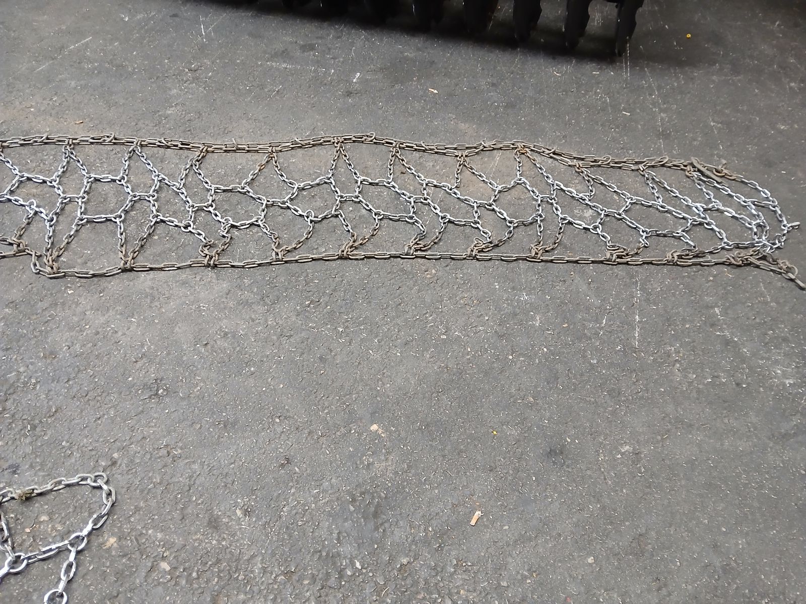 Pewag 480/65-28 Netzketten 3