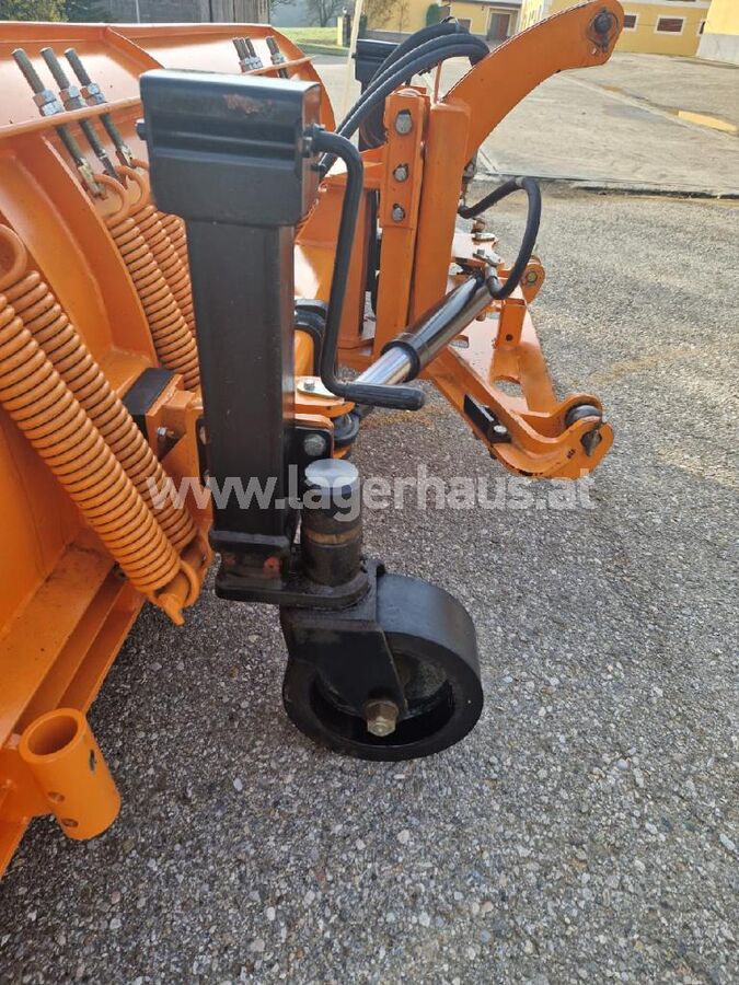 Pronar 300 PROFI 3