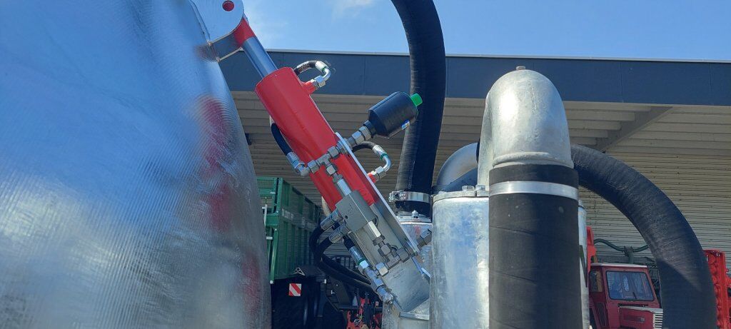 VAKUTEC VAKUUMFASS VA 9500 3