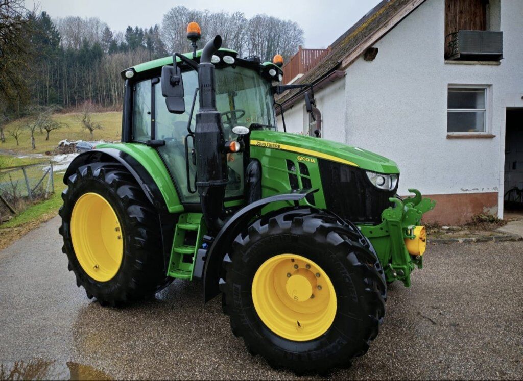 John Deere 6090 M 2