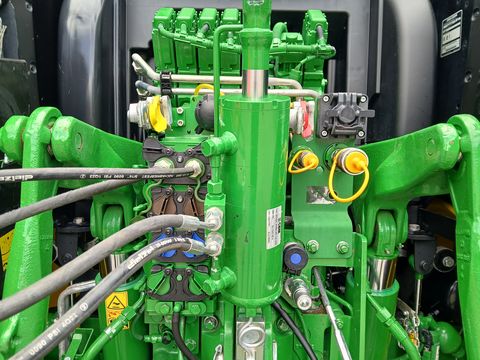 John Deere 6R185