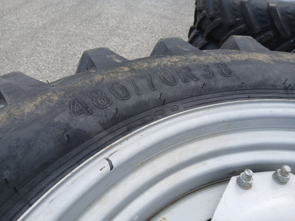 PETLAS Tratkroräder 480/70R30 2