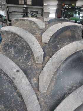 Sonstige 600/65 R34
