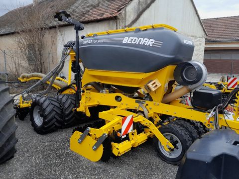 Bednar Omega O 3000L