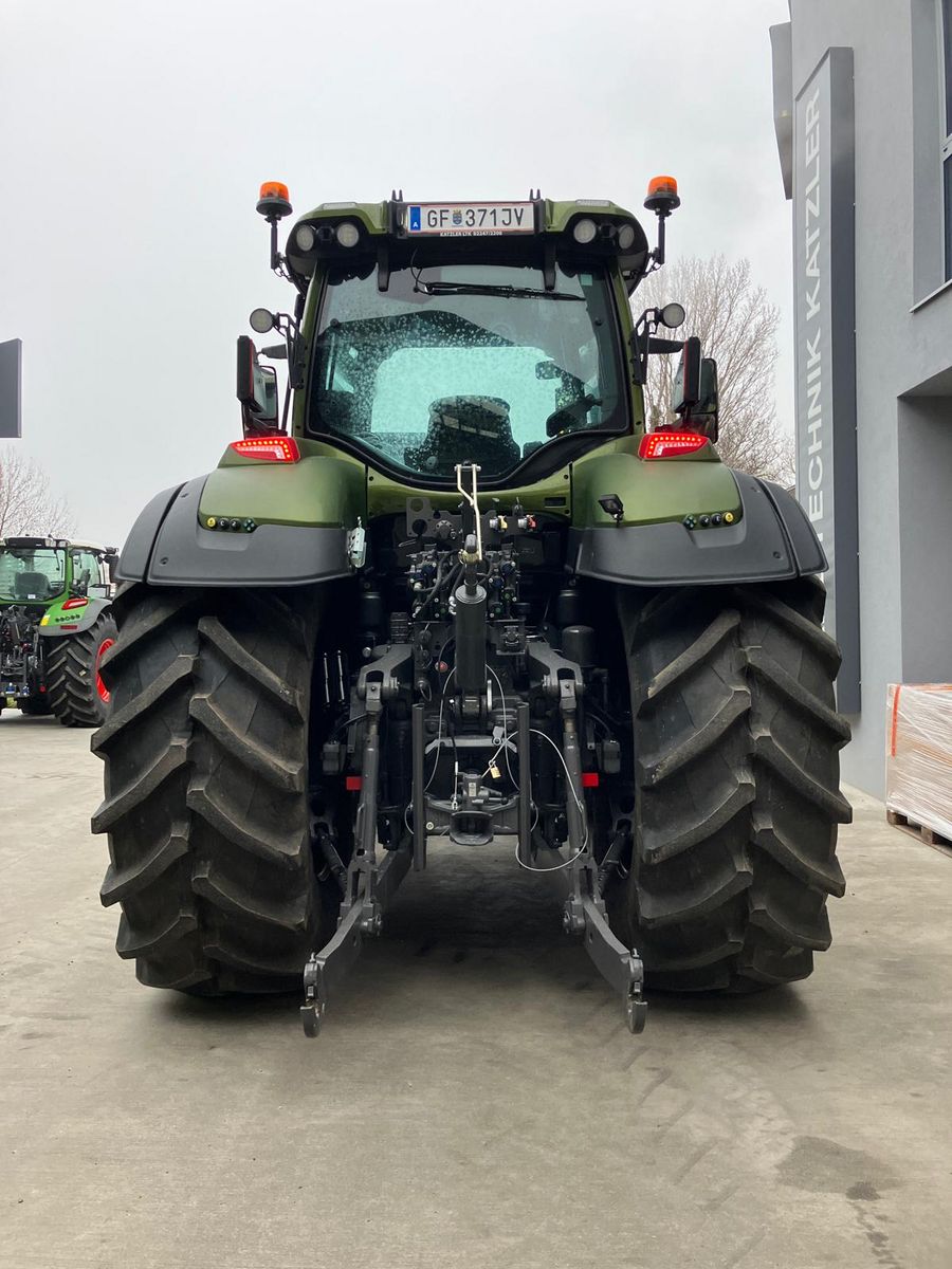 Valtra Q305 2