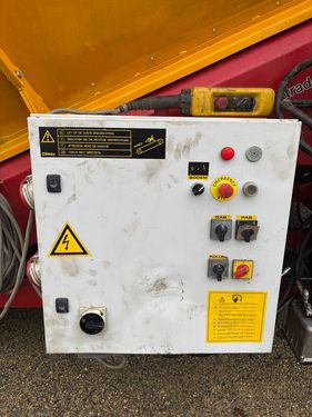 3210-6097d639320b037479661b4c769d07be-6474314