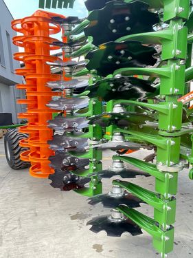 3210-976b35a280fd8457cdf59a376845377b-5871205