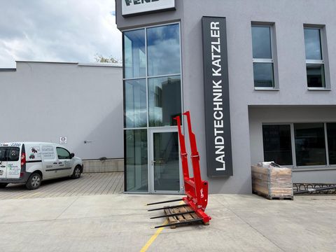 Sonstige Manitou Ballenspieß FB 1900/1700