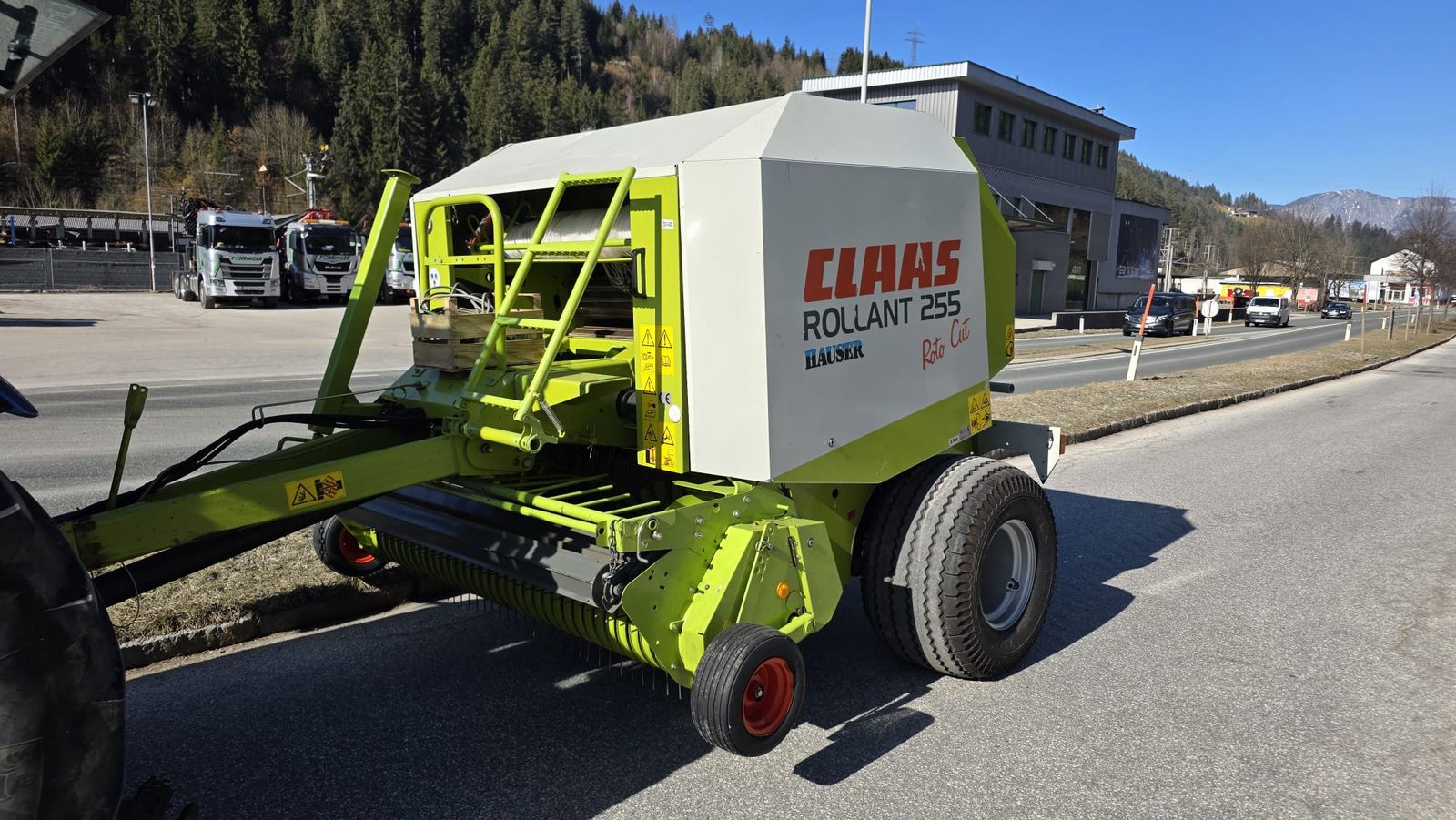 Claas *Rollant* 255 RC 2