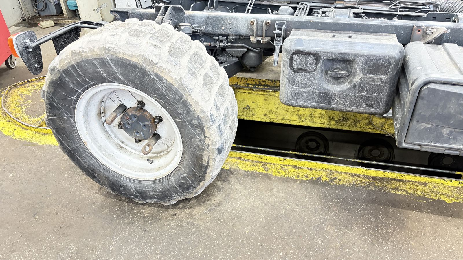 Komplett Räder zu Lindner Unitrac 2