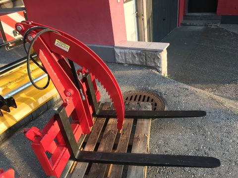 3216-b4a6b03d13e153ef3e45491c319f979f-2033395