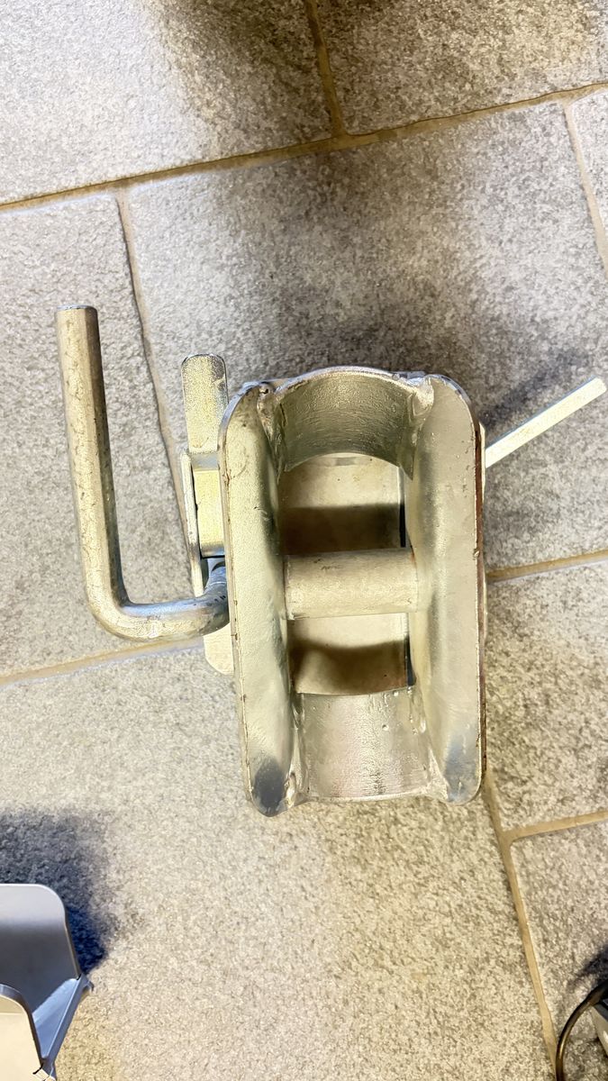 Anhängevorrichtung zu Holzknecht 3