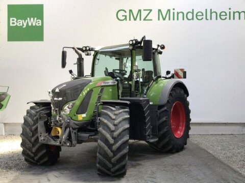 Fendt 724 VARIO S4 PROFI PLUS