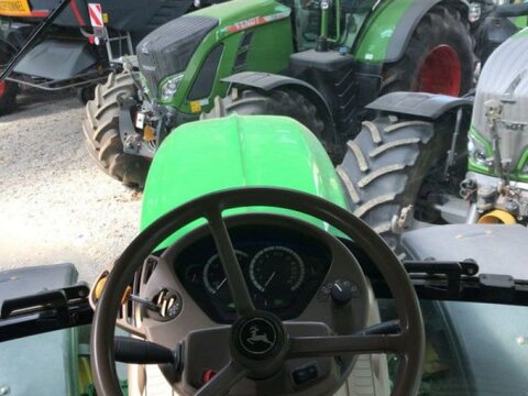 John Deere 7430