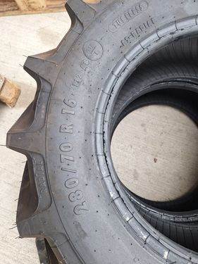 Mitas 280/70 R16