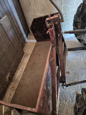 Sonstige Frontlader + Kippmulde