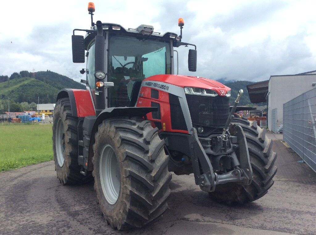 Massey Ferguson 8S.265 3