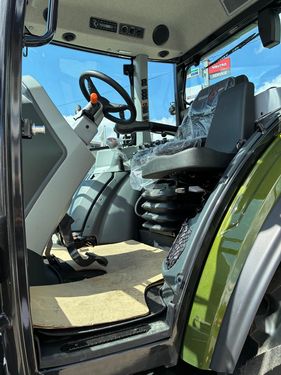 Valtra A 115