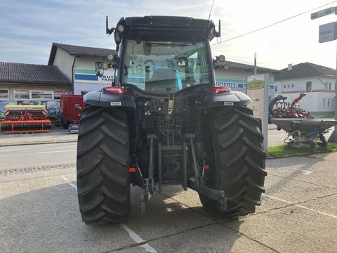 Valtra G135