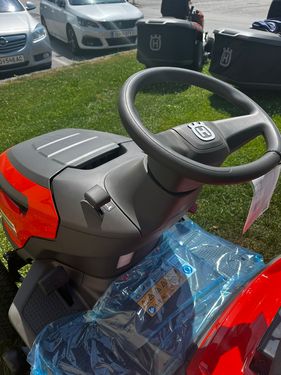 Husqvarna Husqvarna Rasentraktor TC 112