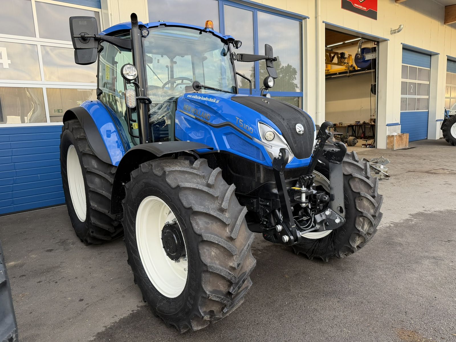 New Holland T5.100 HILO 1,5 CAB 3
