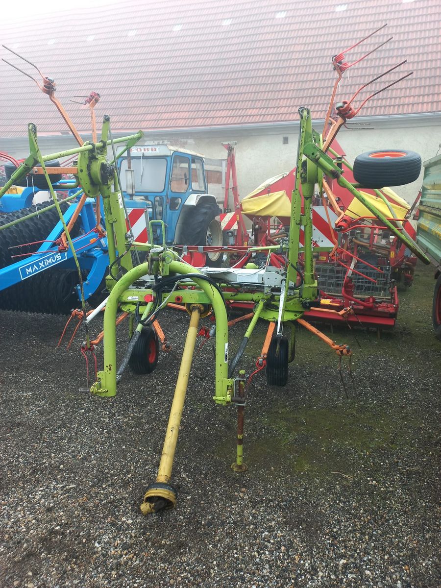 Claas Class Volto 550 HR 1