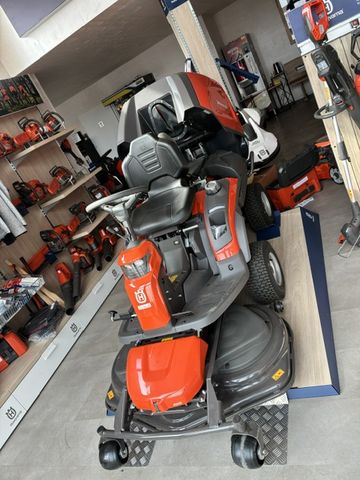 Husqvarna Rider R320Ts AWD inkl. Mähdeck Combi 112cm