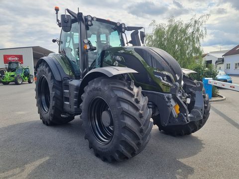 <strong>Valtra T235 Direct</strong><br />