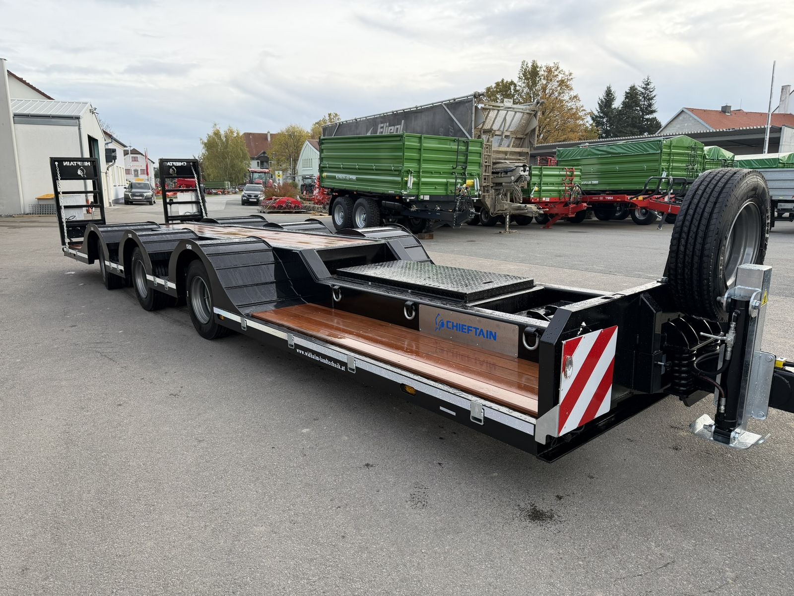 Chieftain Forsttieflader 34to 3