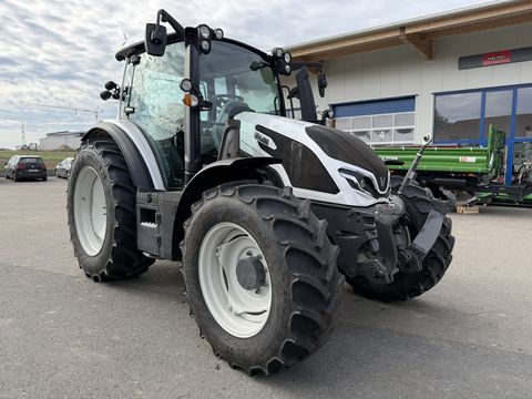 Valtra G135 ACTIVE