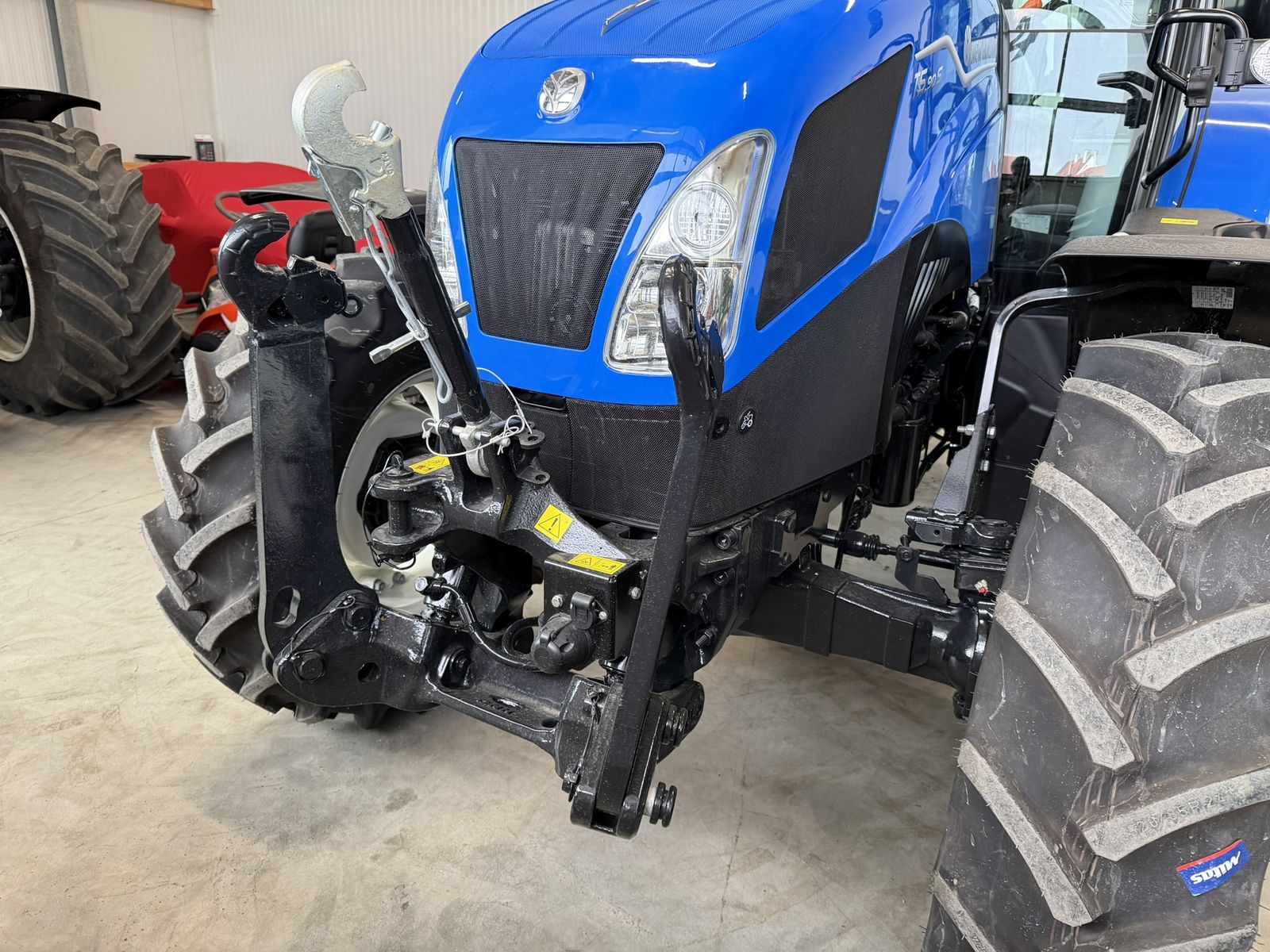 New Holland T5.90S Powershuttle 3