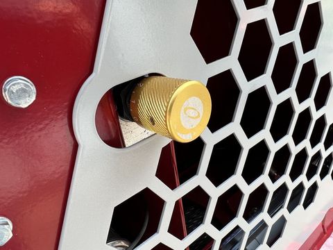 Tajfun EGV85 AHK SG mit Schildbreite 205 cm