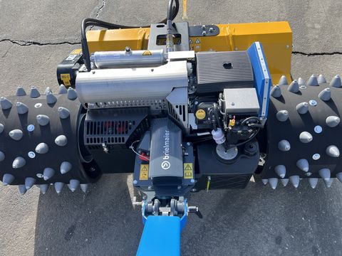 Brielmaier TYP 29 mit Müthing Mulcher