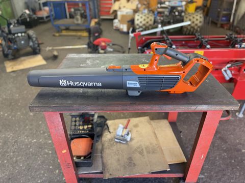 Husqvarna 122iB Akkublasgerät