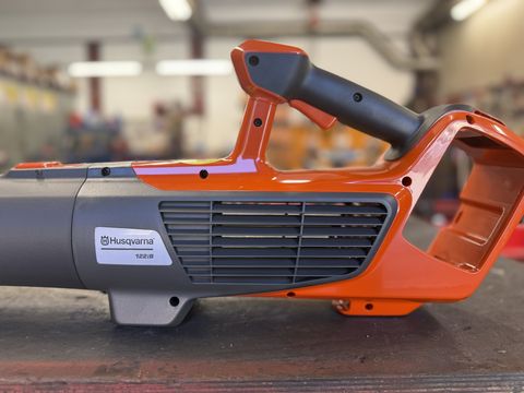 Husqvarna 122iB Akkublasgerät