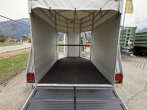 Böckmann VA 3016/27 Viehanhänger mit hohem Planenaufbau