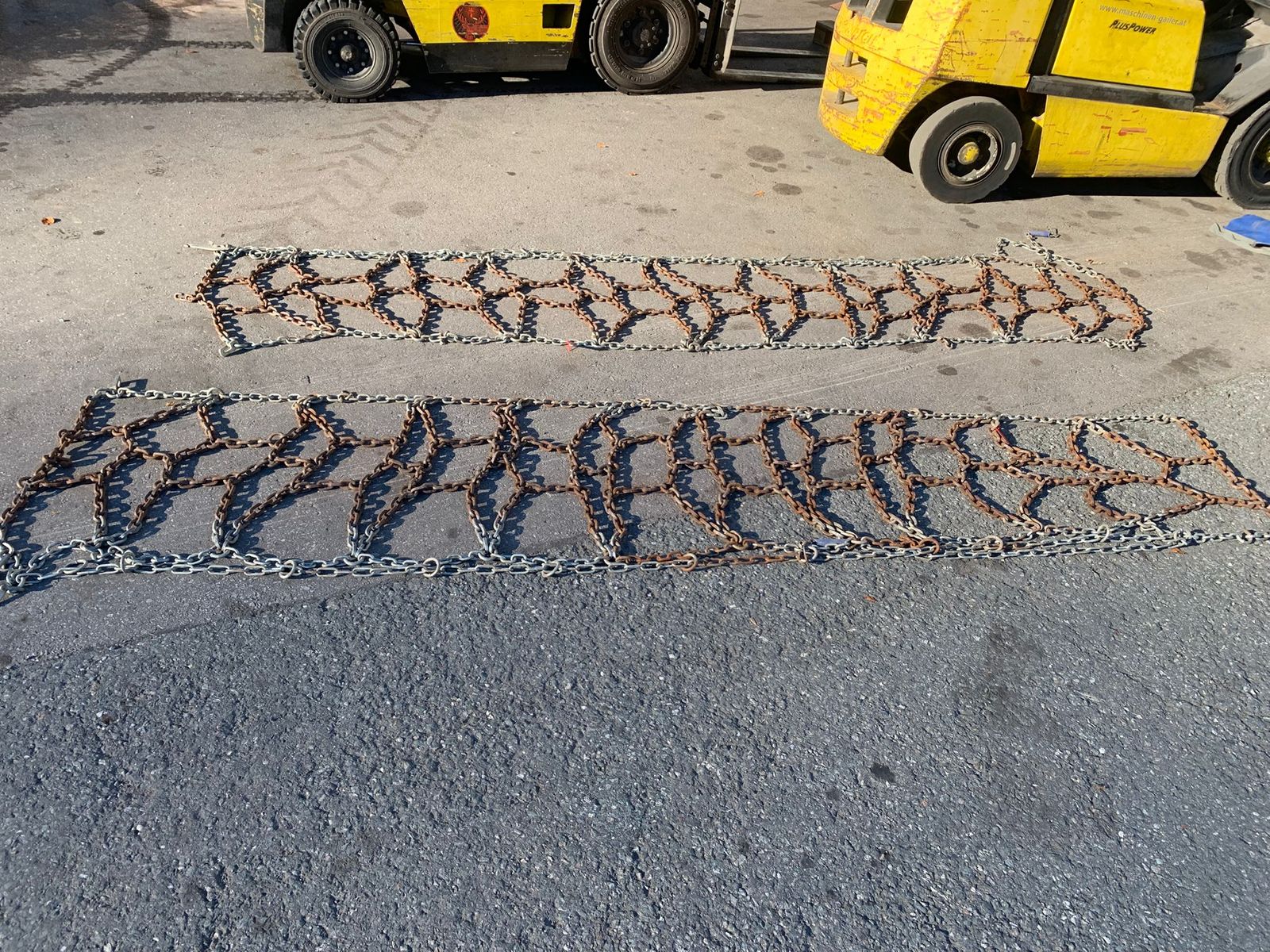 Veriga Netzketten 8mm 90% zu 16.9-30 oder 420/85-30  2